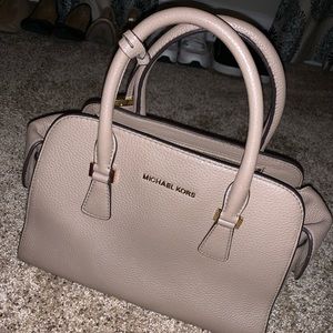 Michael Kors nude purse